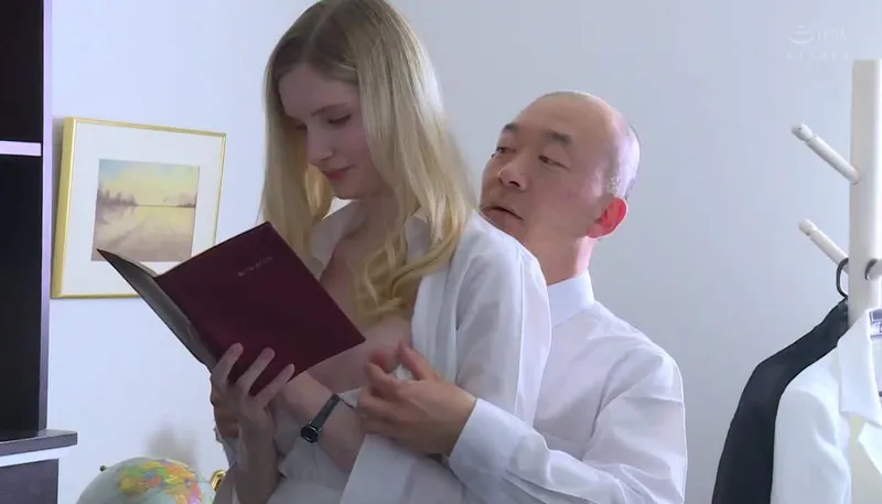 Người vợ chấp nhận làm em gái cho đối tác của người chồng để trả nợ